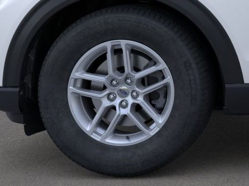 New 2026 Ford Explorer Active RWD image 19