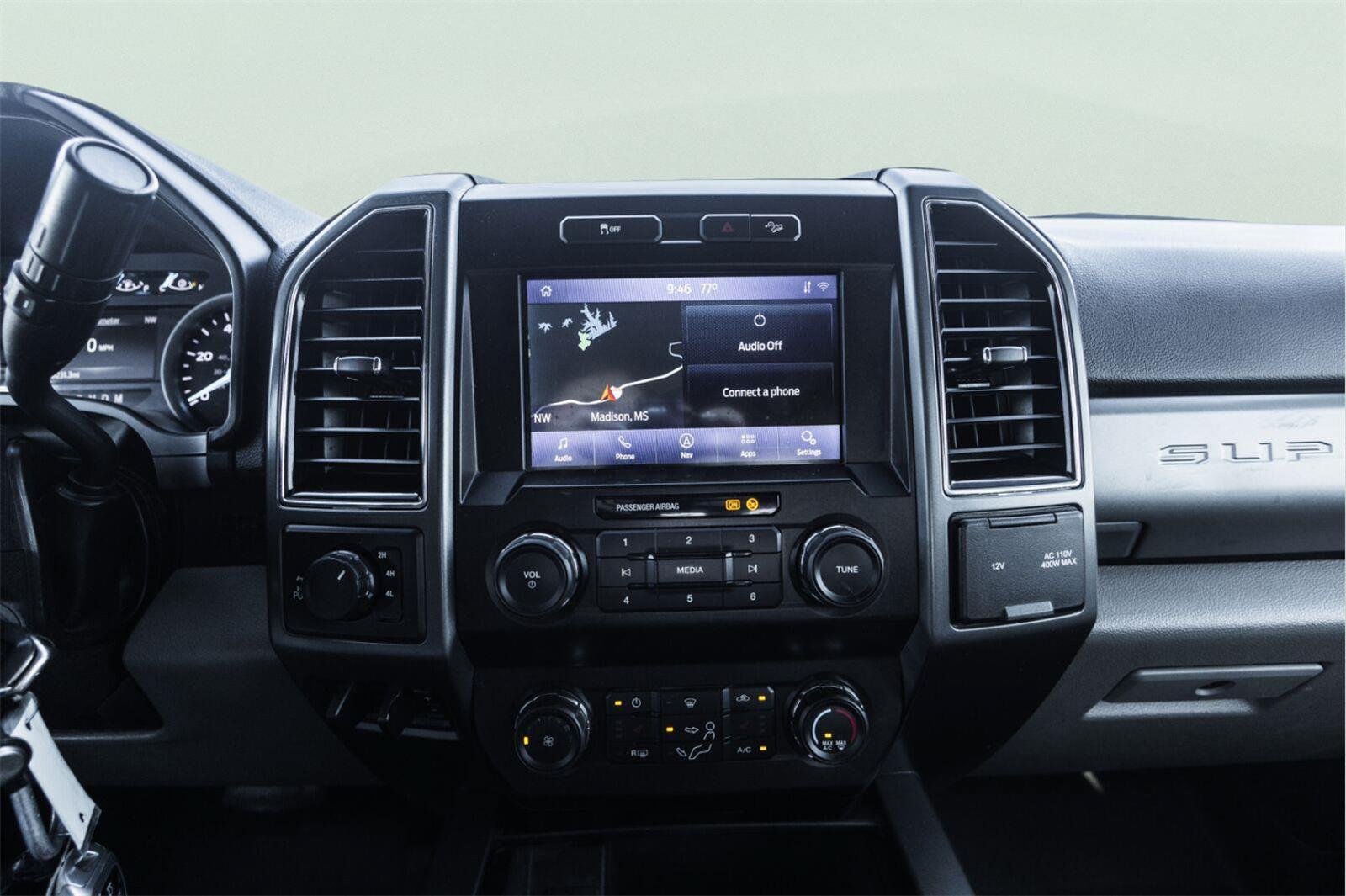 Used 2021 Ford F250 XLT w/ XLT Premium Package AWD/4WD image 16