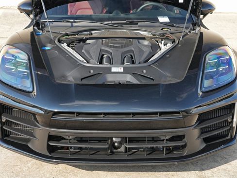 Used 2025 Porsche Panamera 4 E-Hybrid AWD/4WD image 8