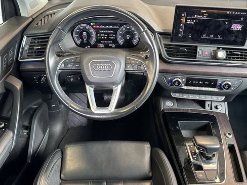 Used 2021 Audi Q5 e Prestige w/ Prestige Package image 15
