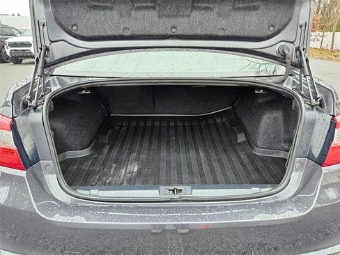 Used 2018 Subaru Legacy 2.5i Limited image 23
