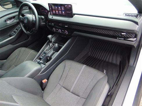Used 2024 Honda Accord Sport image 26