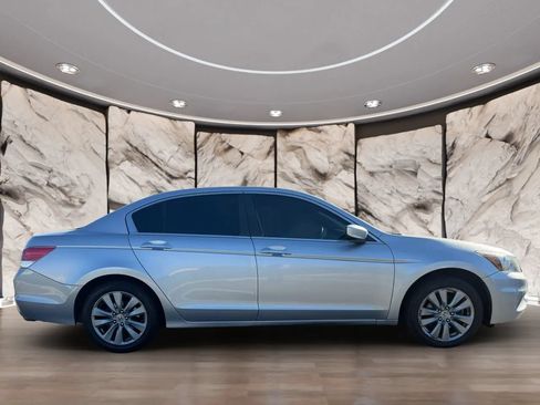 Used 2012 Honda Accord EX image 4