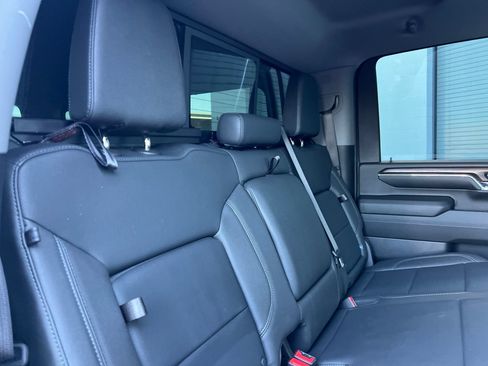 Used 2024 GMC Sierra 2500 SLT w/ SLT Premium Package AWD/4WD image 20