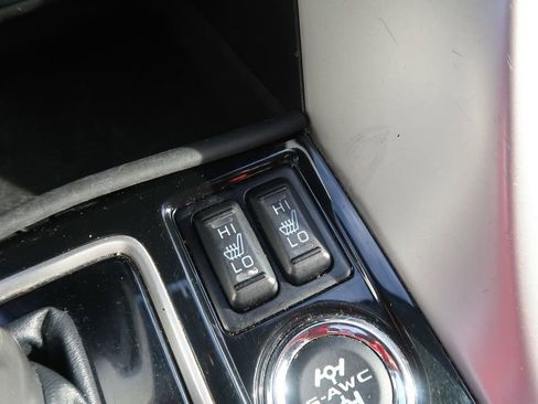 Used 2023 Mitsubishi Eclipse Cross AWD image 33