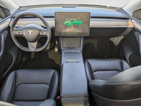 Used 2023 Tesla Model Y Long Range AWD/4WD image 14