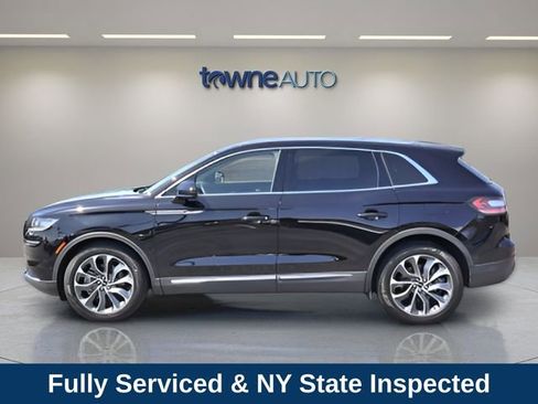 Used 2022 Lincoln Nautilus Reserve w/ Equipment Group 201A AWD/4WD image 2