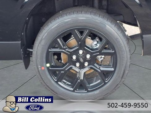 New 2026 Ford Maverick XLT w/ XLT Luxury Package image 4