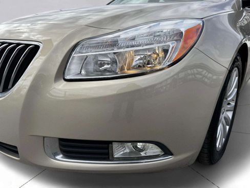 Used 2011 Buick Regal CXL Turbo w/ TO2 Preferred Equipment Group image 11