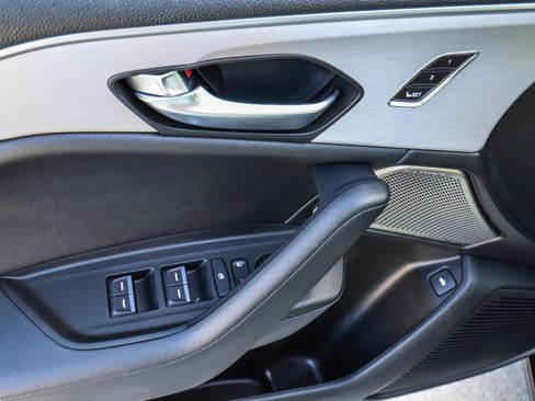 Used 2022 Acura TLX w/ Technology Package image 38