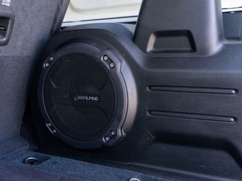 Used 2023 Jeep Wrangler Unlimited Sahara image 10