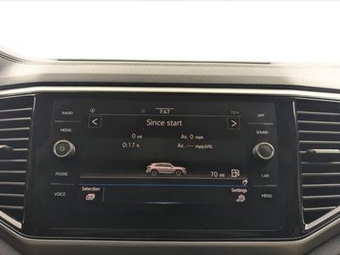 Used 2023 Volkswagen Atlas Cross Sport SE w/ Panoramic Sunroof Package image 30