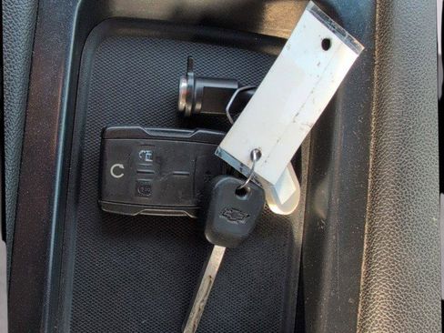 Used 2017 Chevrolet Silverado 1500 LT w/ All Star Edition image 36