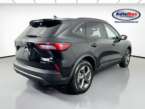 Used 2025 Ford Escape ST-Line image 2
