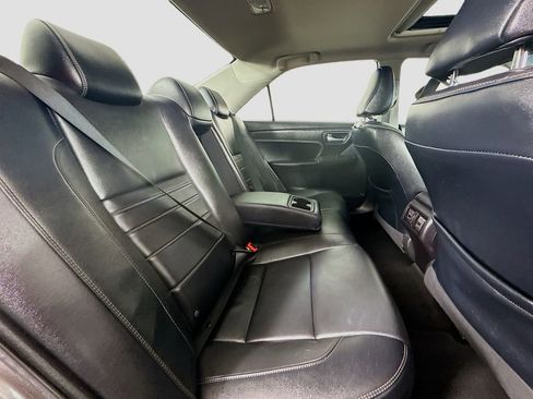 Used 2016 Toyota Camry XLE image 16