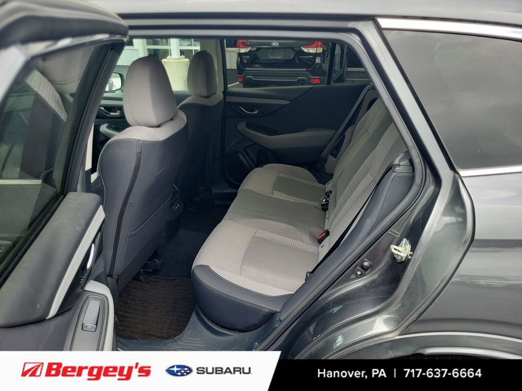 Used 2020 Subaru Outback Premium AWD/4WD image 9