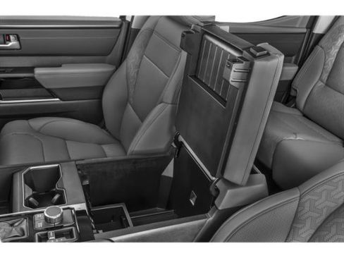 Used 2025 Toyota Tundra Limited AWD/4WD image 13