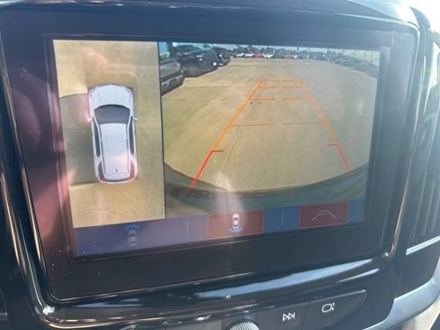 Used 2019 Chevrolet Traverse LT w/ LT Premium Package FWD image 15