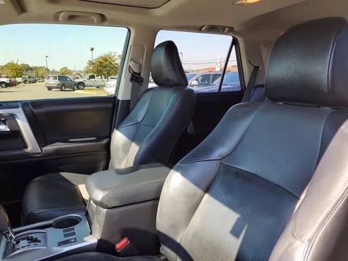 Used 2014 Toyota 4Runner Limited AWD/4WD image 18
