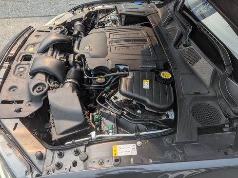 Used 2017 Jaguar XJ L Supercharged RWD image 65