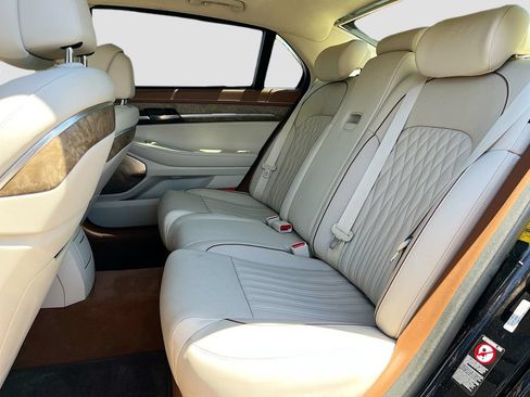 Used 2020 Genesis G90 3.3T Premium RWD image 25