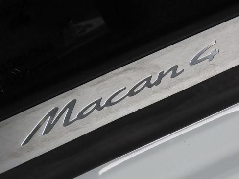 Certified 2024 Porsche Macan 4 Electric AWD/4WD image 41