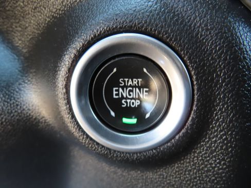 Certified 2019 Chevrolet Silverado 1500 RST AWD/4WD image 12