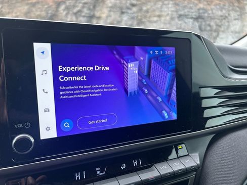 Certified 2025 Toyota Camry LE image 14