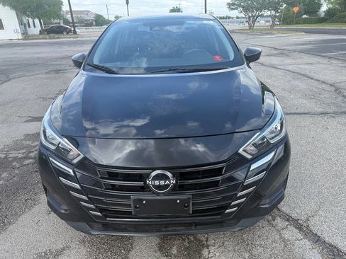 Used 2024 Nissan Versa S w/ Trunk Package image 2