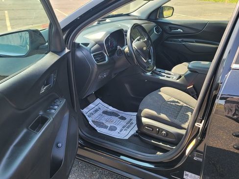 Used 2023 Chevrolet Equinox LT w/ Driver Convenience Package AWD/4WD image 18