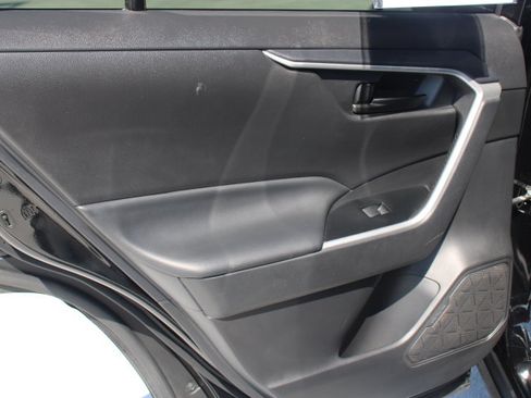 Certified 2024 Toyota RAV4 LE AWD/4WD image 12