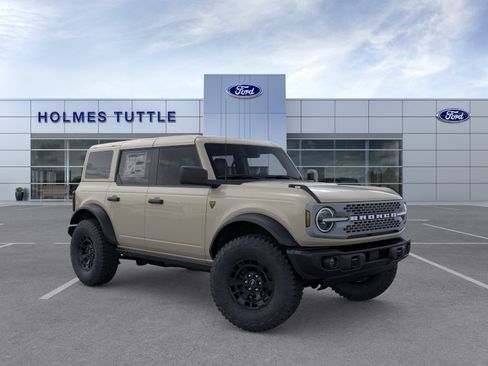 New 2026 Ford Bronco Badlands w/ Sasquatch Package AWD/4WD image 7