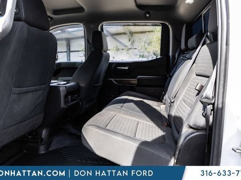 Used 2020 Chevrolet Silverado 1500 LT Trail Boss AWD/4WD image 17
