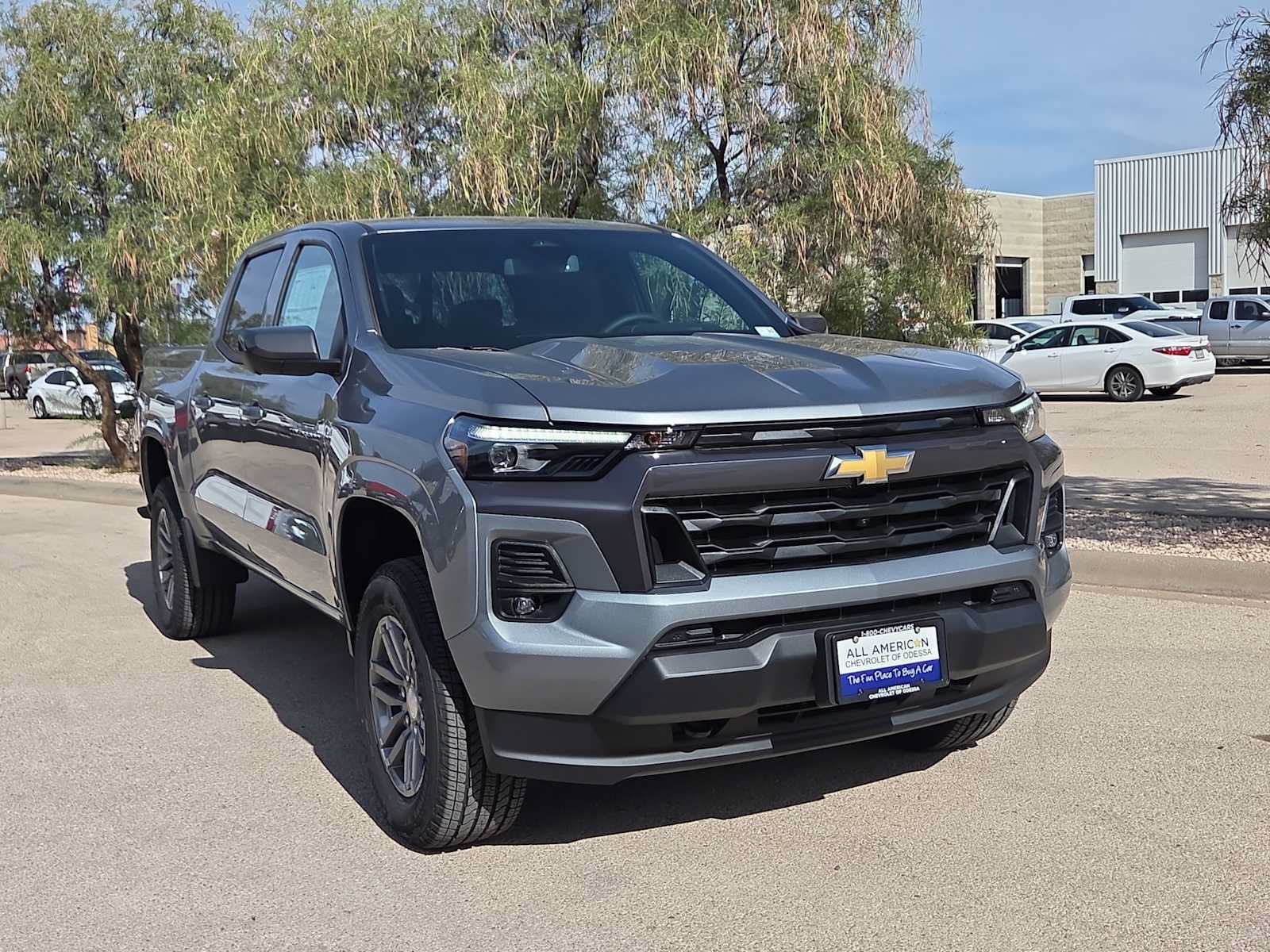 New 2026 Chevrolet Colorado LT w/ LT Convenience Package AWD/4WD image 2