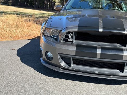 Used 2013 Ford Mustang Shelby GT500 image 11