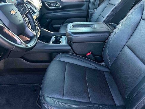 Used 2023 Chevrolet Tahoe High Country image 13