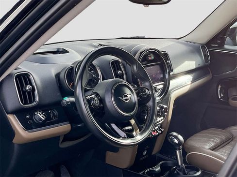 Used 2019 MINI Cooper Countryman S w/ Convenience Package image 9