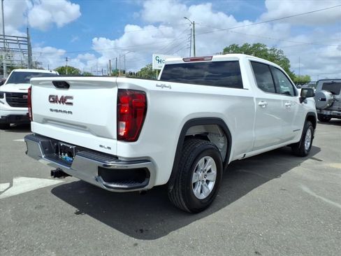 Used 2023 GMC Sierra 1500 SLE w/ Enhanced Capability Package image 7