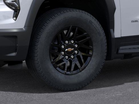 New 2026 Chevrolet Silverado EV LT image 9