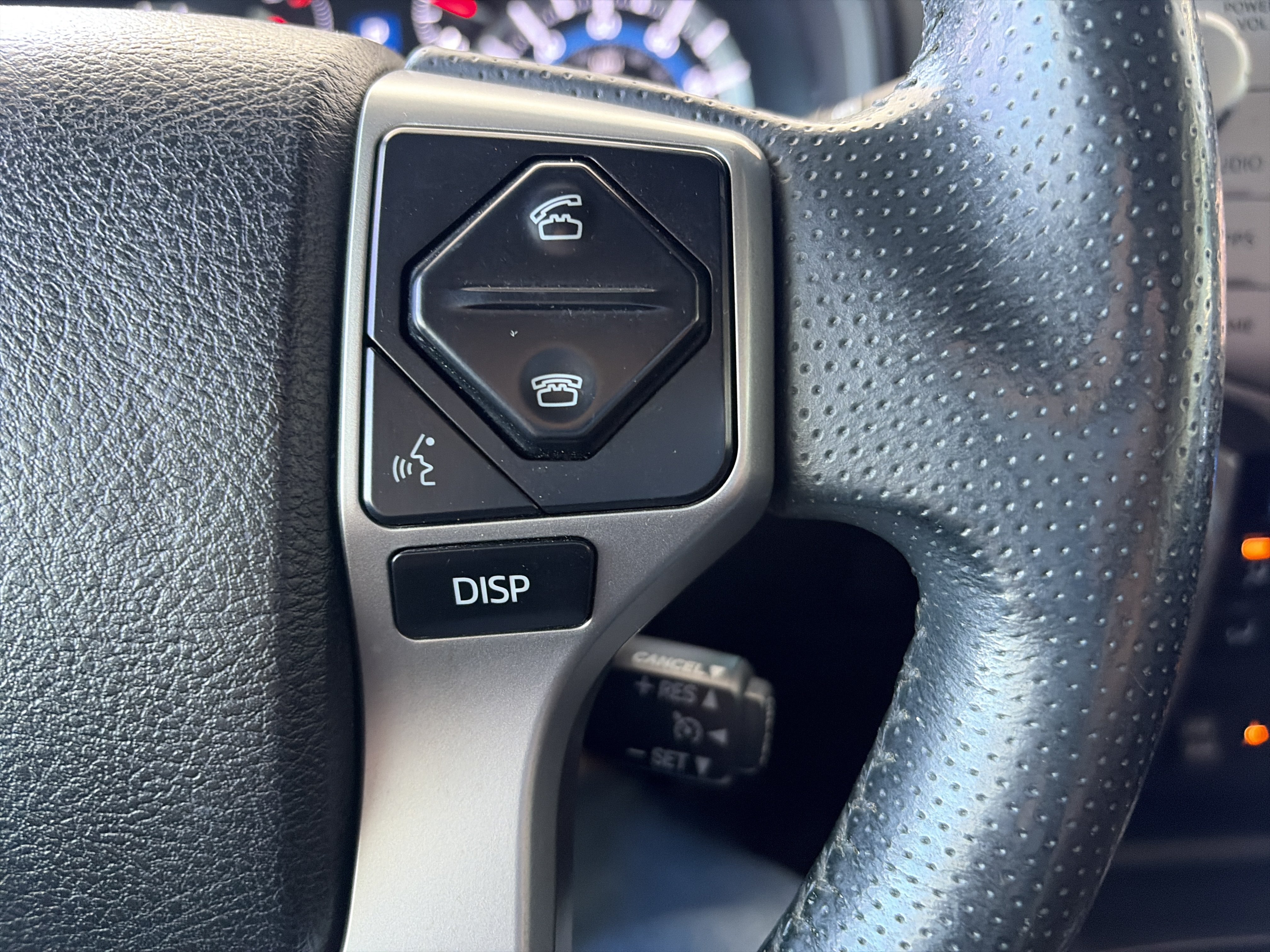 Used 2016 Toyota 4Runner Limited AWD/4WD image 19