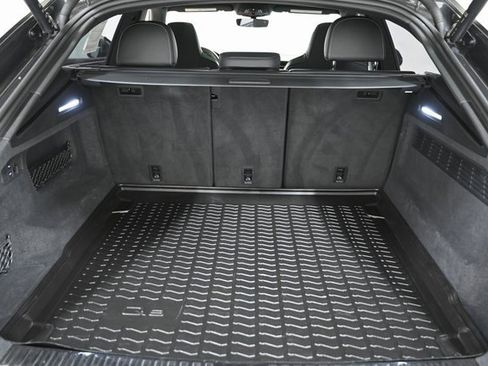 Used 2022 Audi SQ8 Prestige w/ Prestige Package image 19