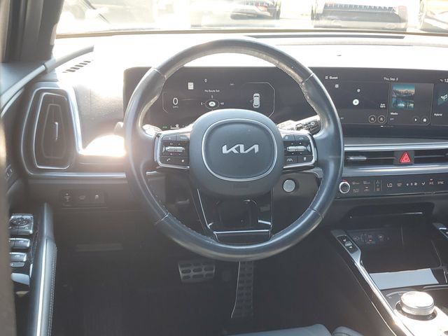 Used 2025 Kia Sorento SX Prestige AWD/4WD image 11