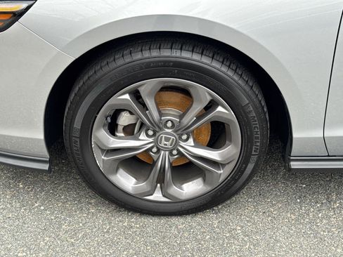 Used 2024 Honda Accord EX image 11