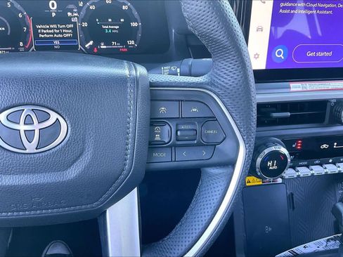 New 2025 Toyota Tacoma TRD Off-Road image 25