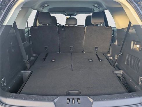Used 2025 Ford Explorer Active image 18