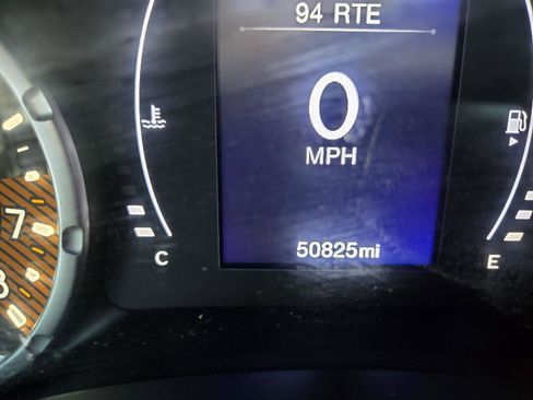 Used 2020 Jeep Renegade Sport image 27