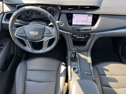 Certified 2023 Cadillac XT5 Premium Luxury AWD/4WD image 14