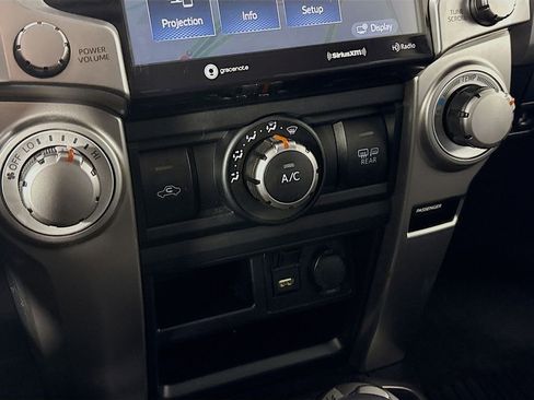 Used 2020 Toyota 4Runner SR5 Premium w/ Moonroof Package image 18