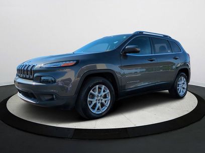 Used 2015 Jeep Cherokee Latitude w/ Comfort/Convenience Group