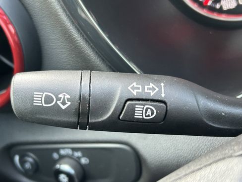 Used 2021 Chevrolet Blazer RS w/ Enhanced Convenience Package image 23